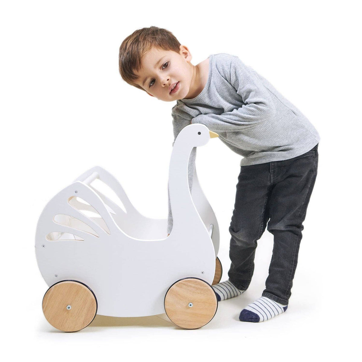 Sweet Swan Pram